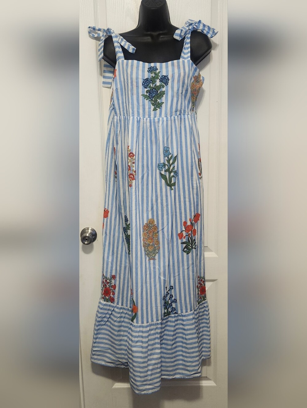 THML Blue and White Striped Floral Maxi Dress Size Large
